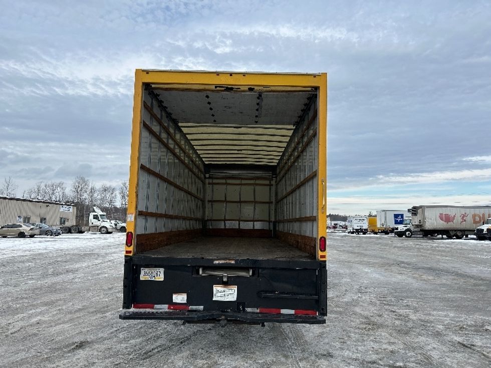 Medium Duty Box Truck-Light and Medium Duty Trucks-International-2021-MV607-Londonderry-NH-172,100\n\t\tmiles-$ 40,250 - Image 8