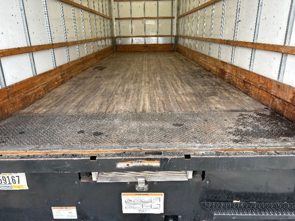 Medium Duty Box Truck-Light and Medium Duty Trucks-International-2021-MV607-Londonderry-NH-172,100\n\t\tmiles-$ 40,250 - Image 9