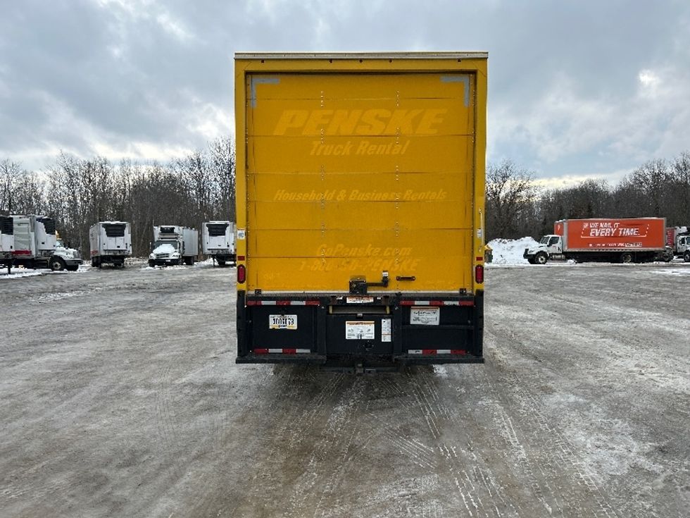 Medium Duty Box Truck-Light and Medium Duty Trucks-International-2021-MV607-Londonderry-NH-172,412\n\t\tmiles-$ 34,750 - Image 7