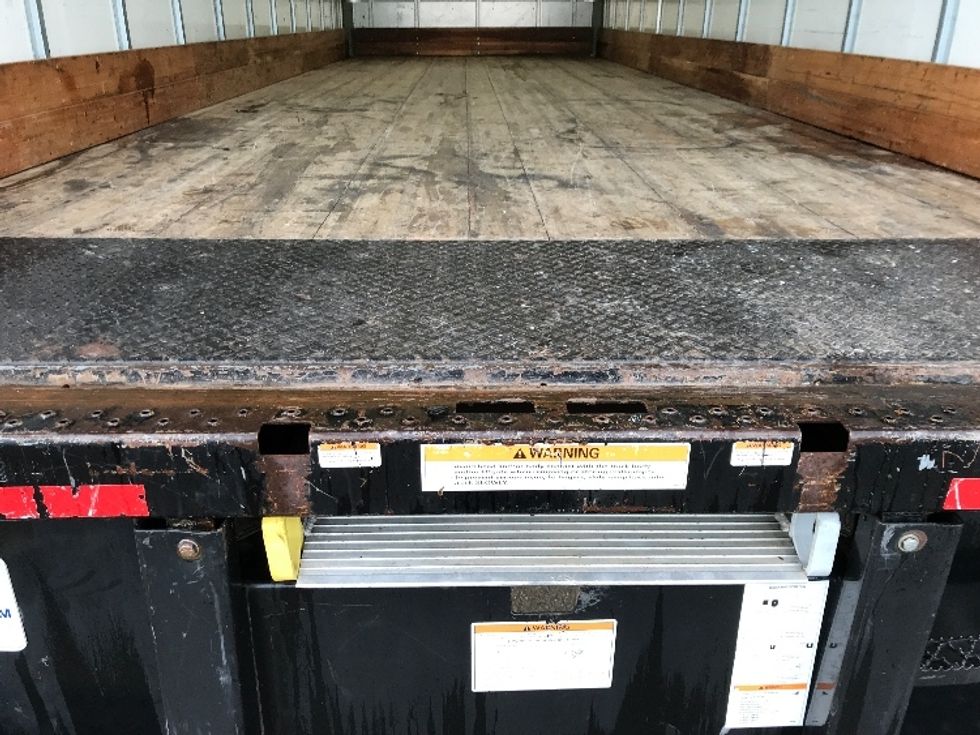 Medium Duty Box Truck-Light and Medium Duty Trucks-International-2021-MV607-Londonderry-NH-175,696\n\t\tmiles-$ 40,750 - Image 10