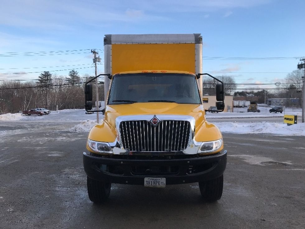 Medium Duty Box Truck-Light and Medium Duty Trucks-International-2021-MV607-Londonderry-NH-175,696\n\t\tmiles-$ 40,750 - Image 2