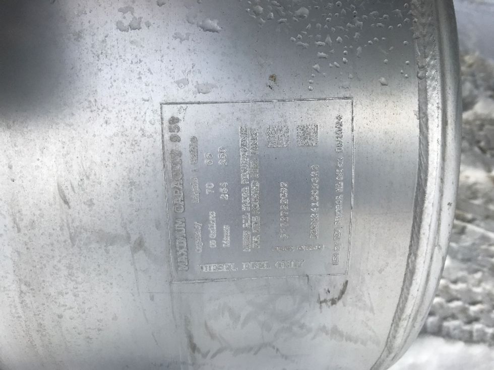 Medium Duty Box Truck-Light and Medium Duty Trucks-International-2021-MV607-Londonderry-NH-175,696\n\t\tmiles-$ 40,750 - Image 26