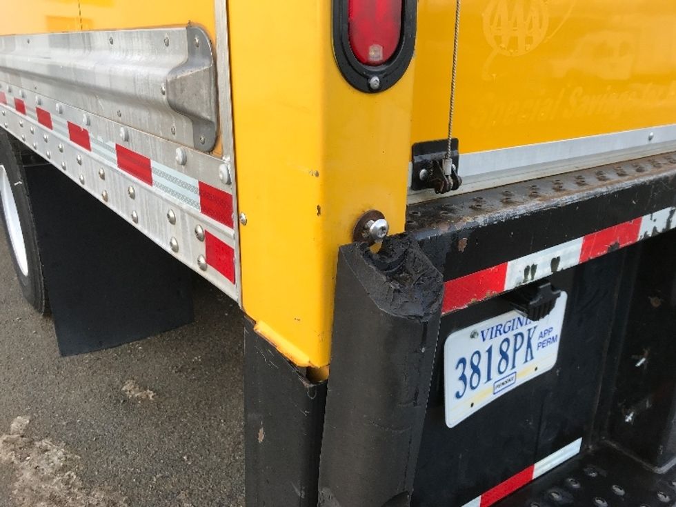 Medium Duty Box Truck-Light and Medium Duty Trucks-International-2021-MV607-Londonderry-NH-175,696\n\t\tmiles-$ 40,750 - Image 28