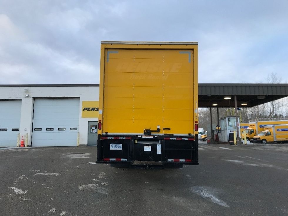 Medium Duty Box Truck-Light and Medium Duty Trucks-International-2021-MV607-Londonderry-NH-175,696\n\t\tmiles-$ 40,750 - Image 7