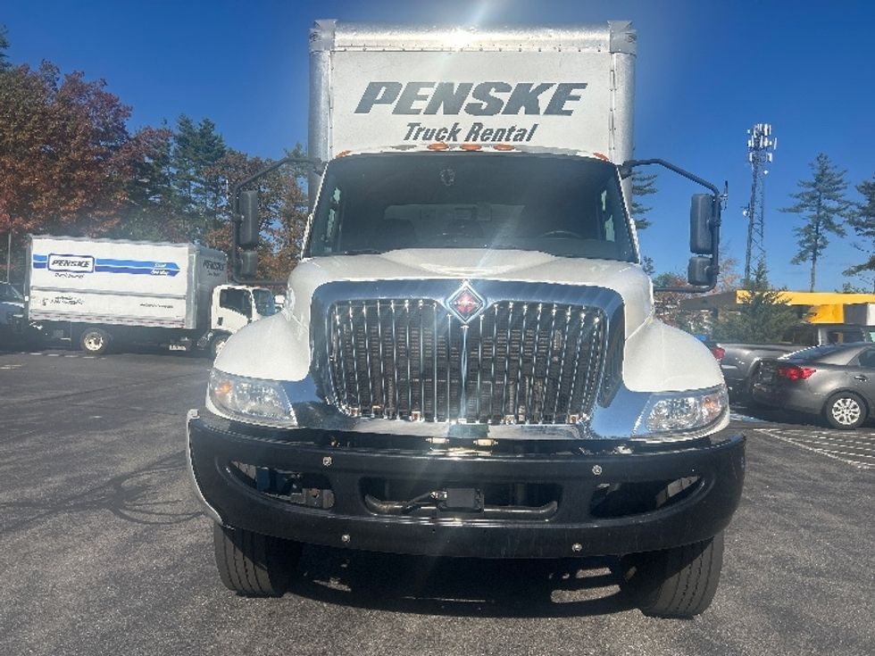 Medium Duty Box Truck-Light and Medium Duty Trucks-International-2021-MV607-Londonderry-NH-209,736\n\t\tmiles-$ 43,000 - Image 2