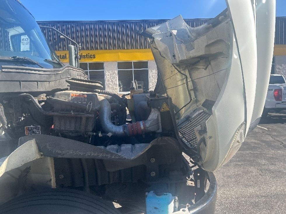 Medium Duty Box Truck-Light and Medium Duty Trucks-International-2021-MV607-Londonderry-NH-209,736\n\t\tmiles-$ 43,000 - Image 23