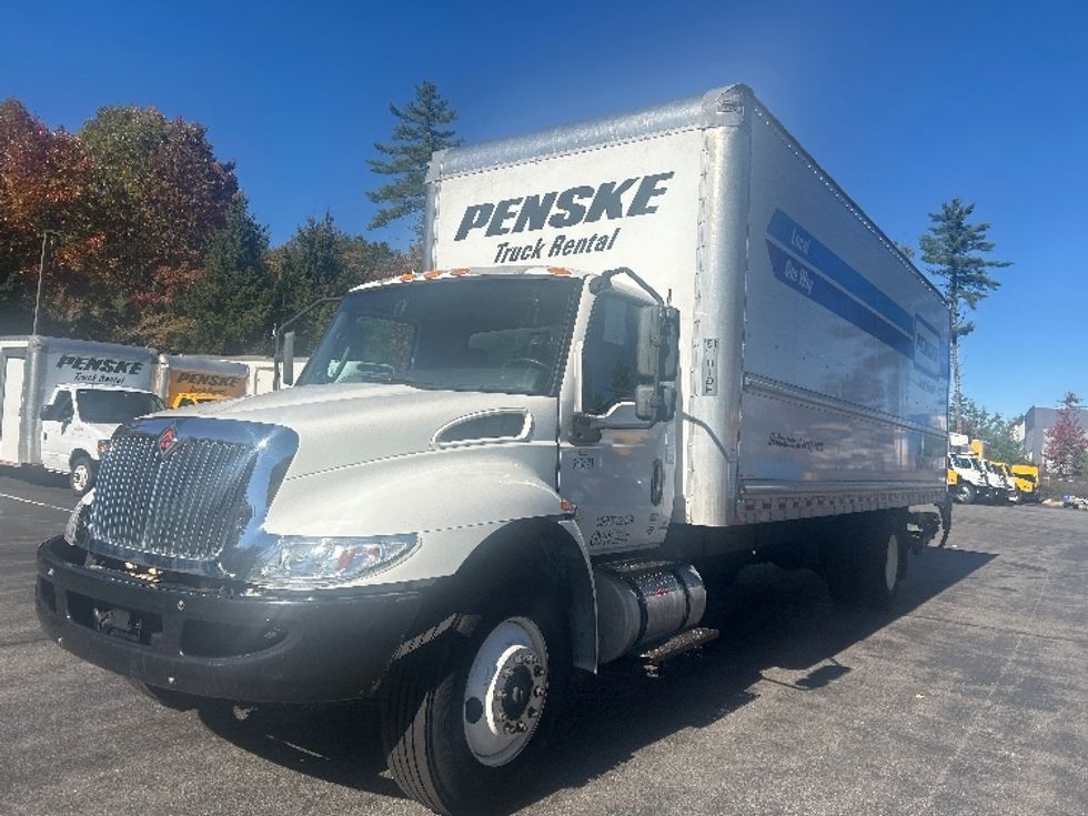 Medium Duty Box Truck-Light and Medium Duty Trucks-International-2021-MV607-Londonderry-NH-209,736\n\t\tmiles-$ 43,000 - Image 3