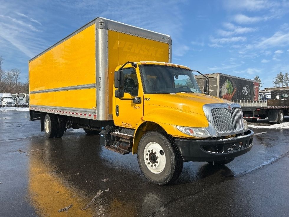 Medium Duty Box Truck-Light and Medium Duty Trucks-International-2021-MV607-Londonderry-NH-210,895\n\t\tmiles-$ 36,250 - Image 1