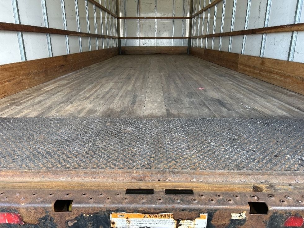 Medium Duty Box Truck-Light and Medium Duty Trucks-International-2021-MV607-Londonderry-NH-210,895\n\t\tmiles-$ 36,250 - Image 10