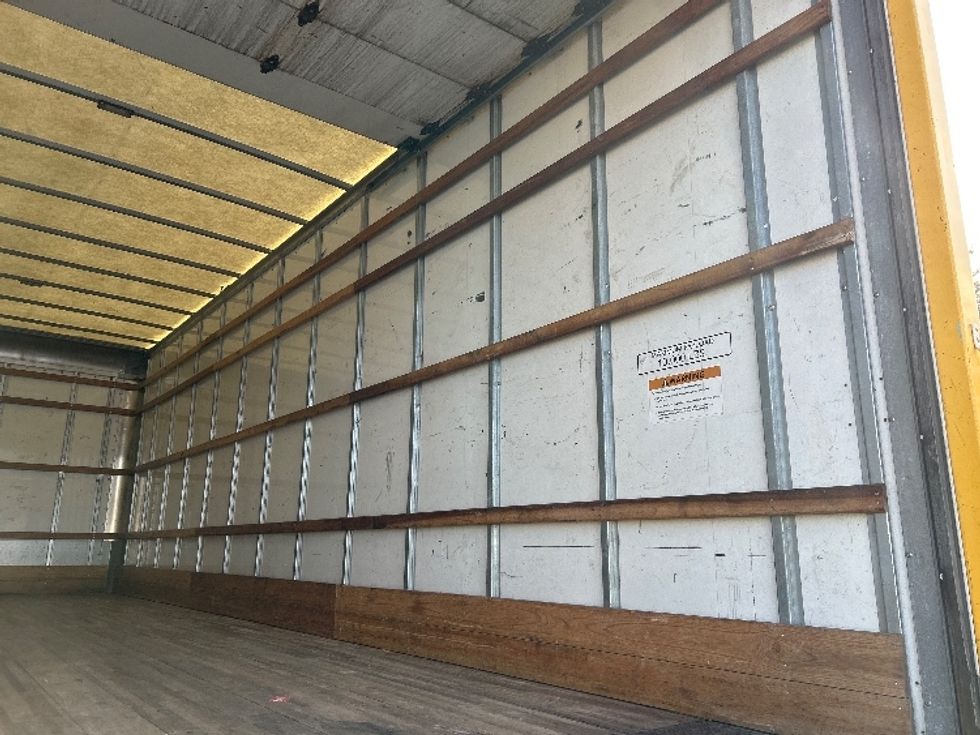 Medium Duty Box Truck-Light and Medium Duty Trucks-International-2021-MV607-Londonderry-NH-210,895\n\t\tmiles-$ 36,250 - Image 12