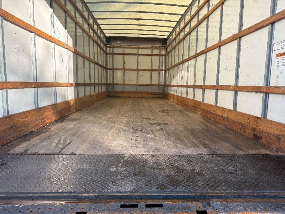 Medium Duty Box Truck-Light and Medium Duty Trucks-International-2021-MV607-Londonderry-NH-223,378\n\t\tmiles-$ 32,000 - Image 10