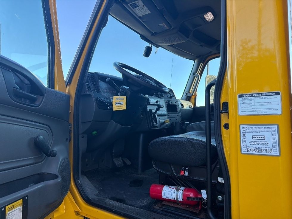 Medium Duty Box Truck-Light and Medium Duty Trucks-International-2021-MV607-Londonderry-NH-223,378\n\t\tmiles-$ 32,000 - Image 16