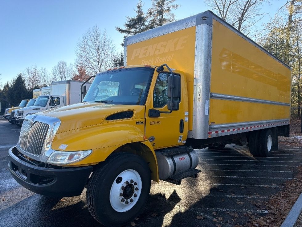 Medium Duty Box Truck-Light and Medium Duty Trucks-International-2021-MV607-Londonderry-NH-223,378\n\t\tmiles-$ 32,000 - Image 3