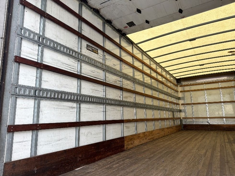 Medium Duty Box Truck-Light and Medium Duty Trucks-International-2021-MV607-Londonderry-NH-85,663\n\t\tmiles-$ 59,750 - Image 11