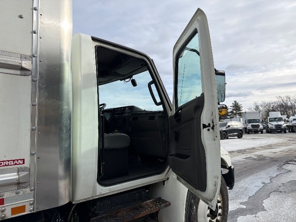 Medium Duty Box Truck-Light and Medium Duty Trucks-International-2021-MV607-Londonderry-NH-85,663\n\t\tmiles-$ 59,750 - Image 20
