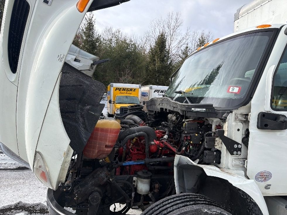 Medium Duty Box Truck-Light and Medium Duty Trucks-International-2021-MV607-Londonderry-NH-85,663\n\t\tmiles-$ 59,750 - Image 24