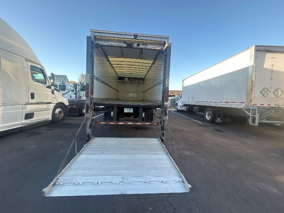 Medium Duty Box Truck-Light and Medium Duty Trucks-International-2021-MV607-Londonderry-NH-91,400\n\t\tmiles-$ 61,000 - Image 10