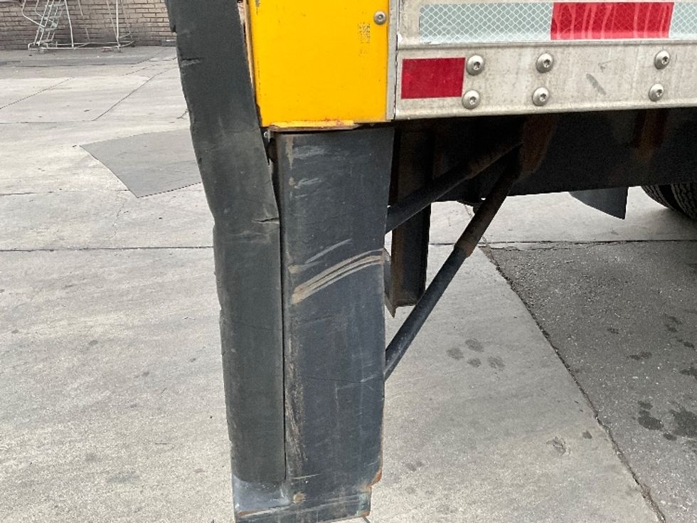 Medium Duty Box Truck-Light and Medium Duty Trucks-International-2021-MV607-Los Angeles-CA-236,634\n\t\tmiles-$ 37,500 - Image 26