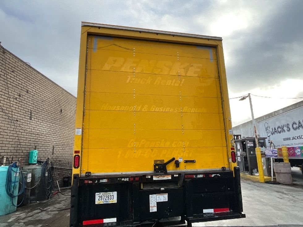 Medium Duty Box Truck-Light and Medium Duty Trucks-International-2021-MV607-Los Angeles-CA-236,634\n\t\tmiles-$ 37,500 - Image 7