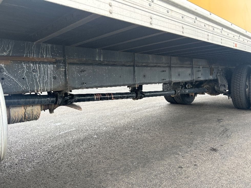 Medium Duty Box Truck-Light and Medium Duty Trucks-International-2021-MV607-Louisville-KY-192,237\n\t\tmiles-$ 43,500 - Image 5