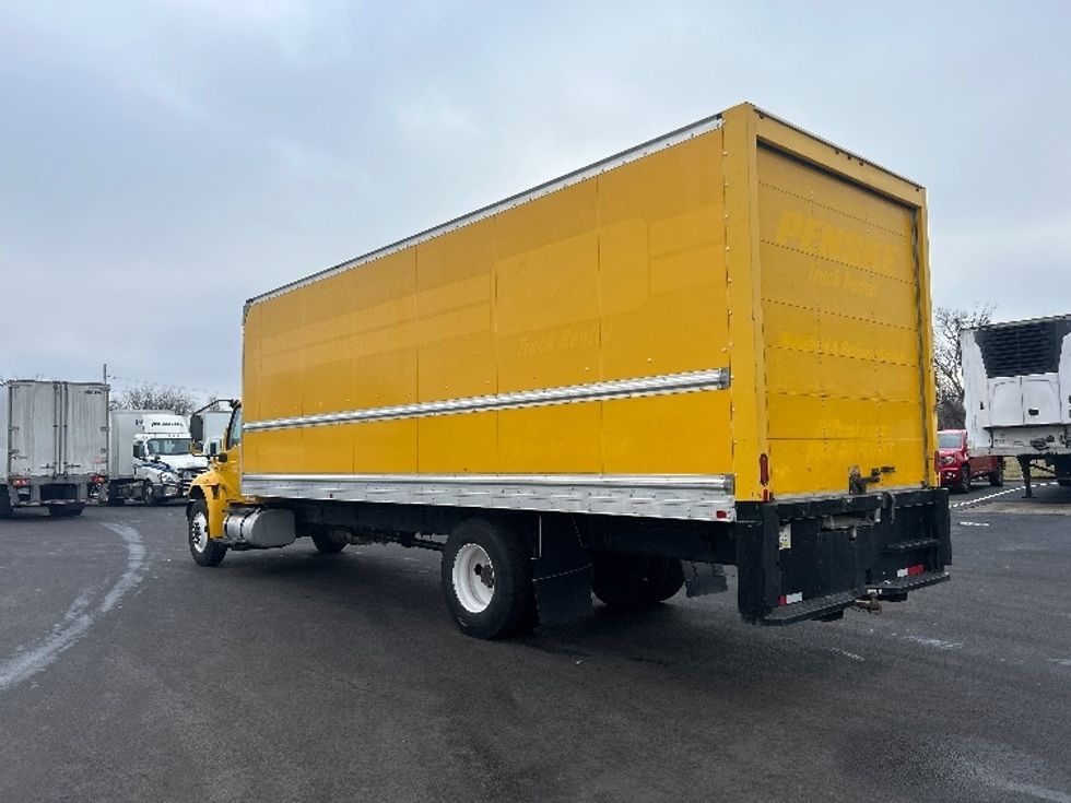 Medium Duty Box Truck-Light and Medium Duty Trucks-International-2021-MV607-Louisville-KY-192,237\n\t\tmiles-$ 43,500 - Image 6