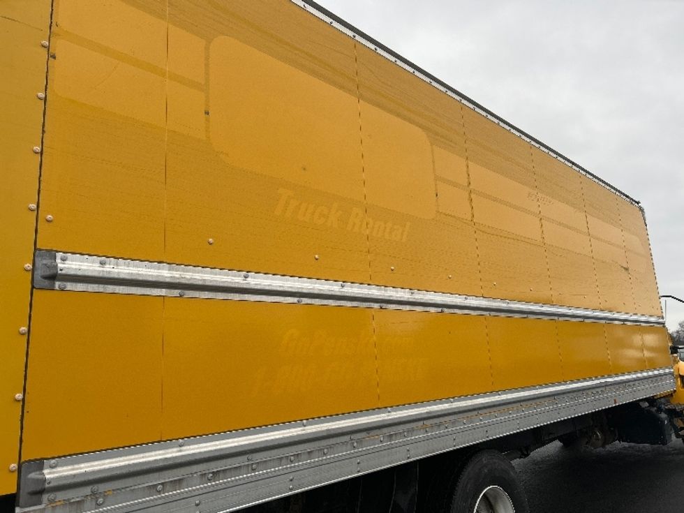 Medium Duty Box Truck-Light and Medium Duty Trucks-International-2021-MV607-Louisville-KY-216,923\n\t\tmiles-$ 39,750 - Image 27