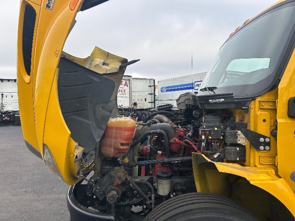 Medium Duty Box Truck-Light and Medium Duty Trucks-International-2021-MV607-Louisville-KY-225,254\n\t\tmiles-$ 38,500 - Image 24