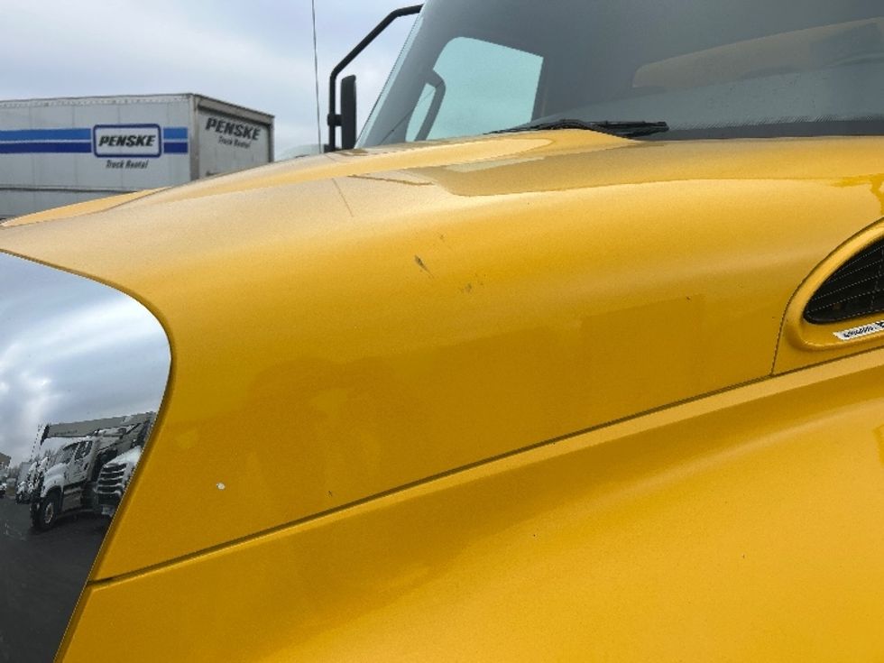 Medium Duty Box Truck-Light and Medium Duty Trucks-International-2021-MV607-Louisville-KY-225,254\n\t\tmiles-$ 38,500 - Image 27