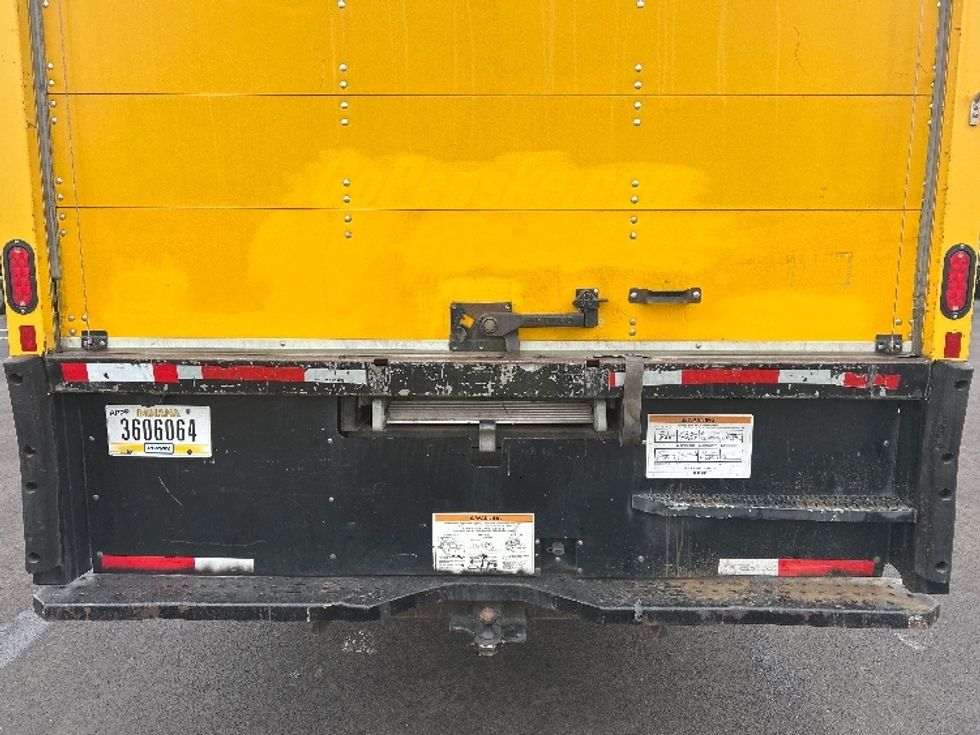 Medium Duty Box Truck-Light and Medium Duty Trucks-International-2021-MV607-Louisville-KY-225,254\n\t\tmiles-$ 38,500 - Image 28