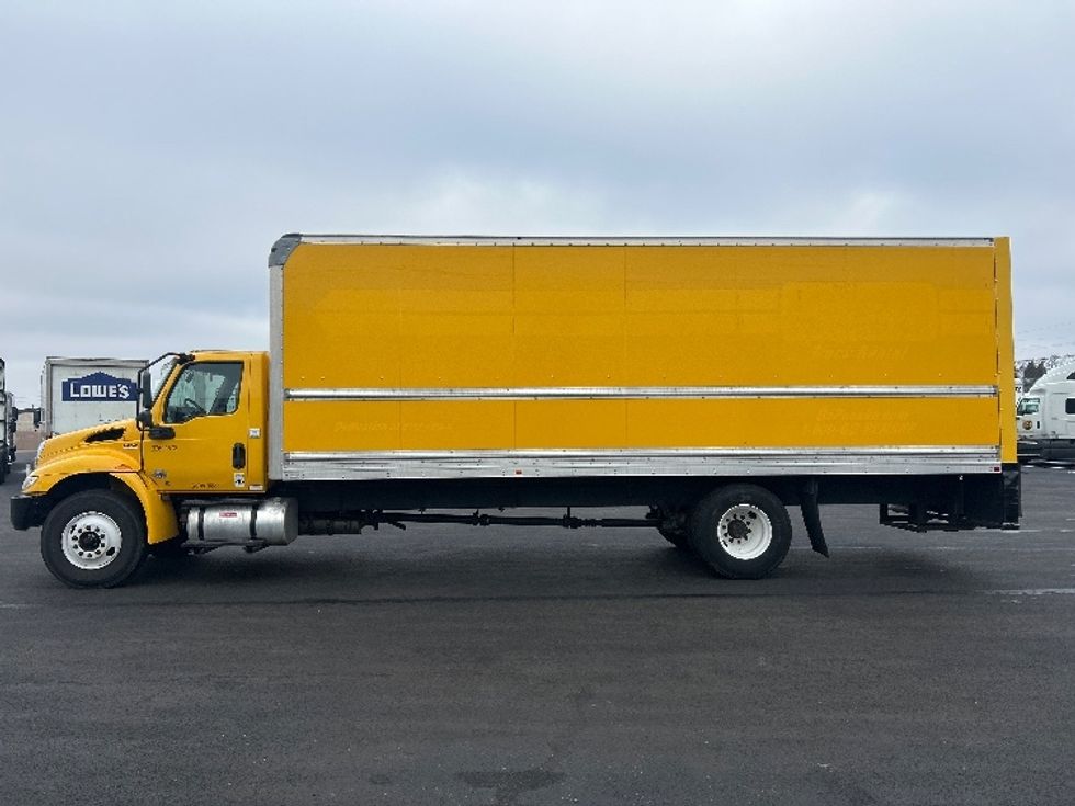 Medium Duty Box Truck-Light and Medium Duty Trucks-International-2021-MV607-Louisville-KY-225,254\n\t\tmiles-$ 38,500 - Image 4