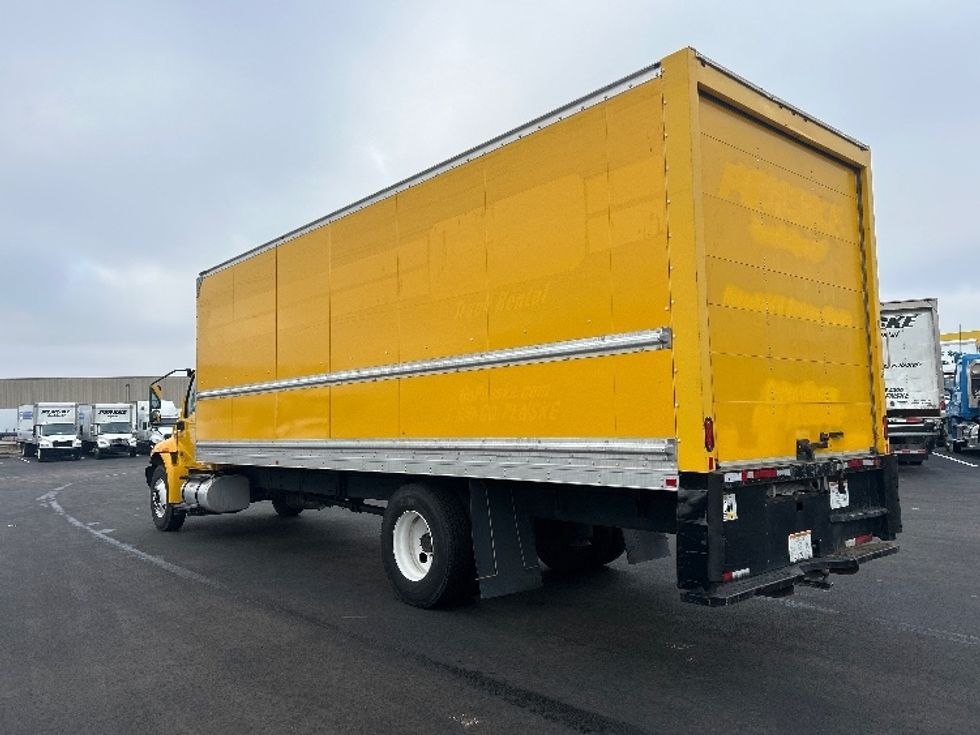 Medium Duty Box Truck-Light and Medium Duty Trucks-International-2021-MV607-Louisville-KY-225,254\n\t\tmiles-$ 38,500 - Image 6