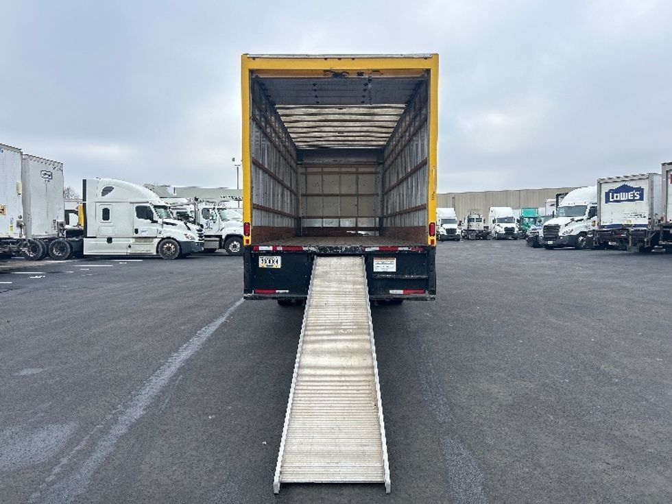 Medium Duty Box Truck-Light and Medium Duty Trucks-International-2021-MV607-Louisville-KY-225,254\n\t\tmiles-$ 38,500 - Image 9