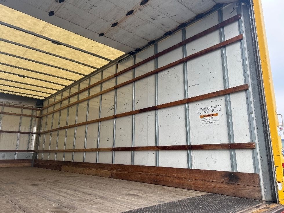Medium Duty Box Truck-Light and Medium Duty Trucks-International-2021-MV607-Louisville-KY-233,244\n\t\tmiles-$ 37,500 - Image 12