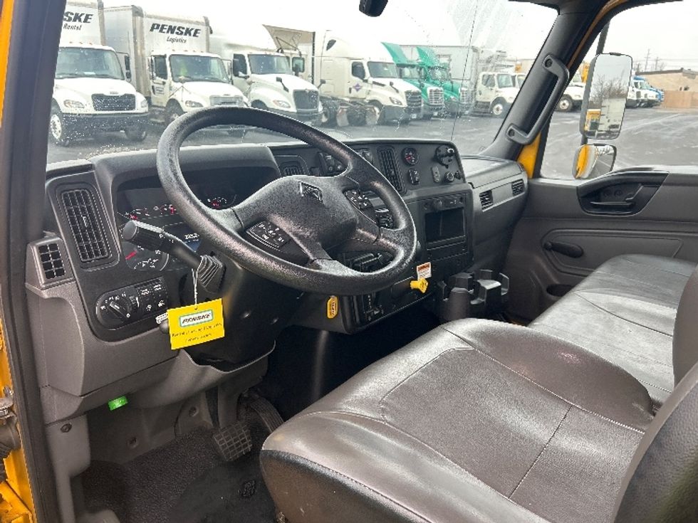 Medium Duty Box Truck-Light and Medium Duty Trucks-International-2021-MV607-Louisville-KY-233,244\n\t\tmiles-$ 37,500 - Image 17