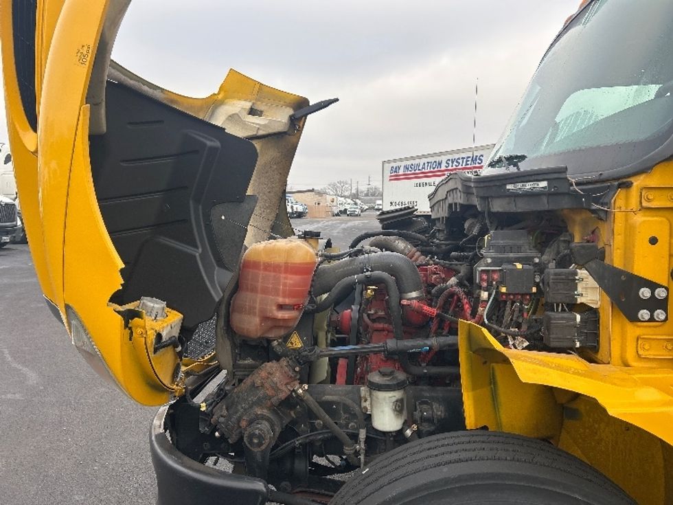 Medium Duty Box Truck-Light and Medium Duty Trucks-International-2021-MV607-Louisville-KY-233,244\n\t\tmiles-$ 37,500 - Image 24