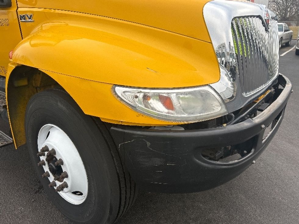 Medium Duty Box Truck-Light and Medium Duty Trucks-International-2021-MV607-Louisville-KY-233,244\n\t\tmiles-$ 37,500 - Image 25