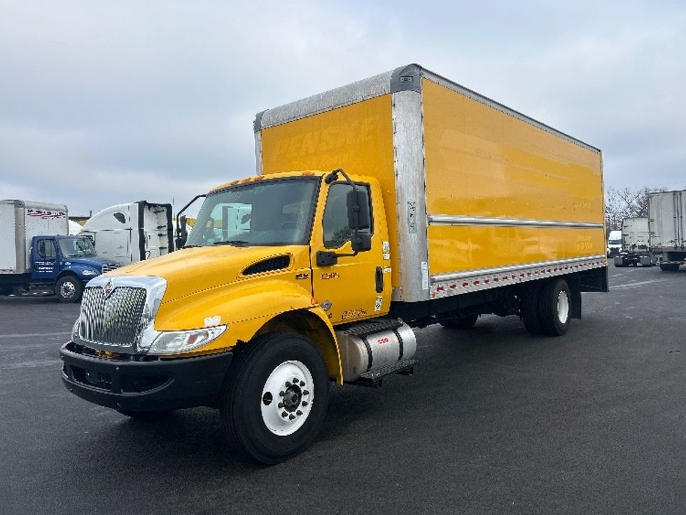 Medium Duty Box Truck-Light and Medium Duty Trucks-International-2021-MV607-Louisville-KY-233,244\n\t\tmiles-$ 37,500 - Image 3