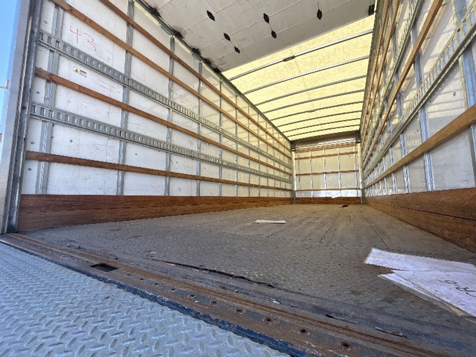 Medium Duty Box Truck-Light and Medium Duty Trucks-International-2021-MV607-Loveland-CO-123,616\n\t\tmiles-$ 64,000 - Image 11