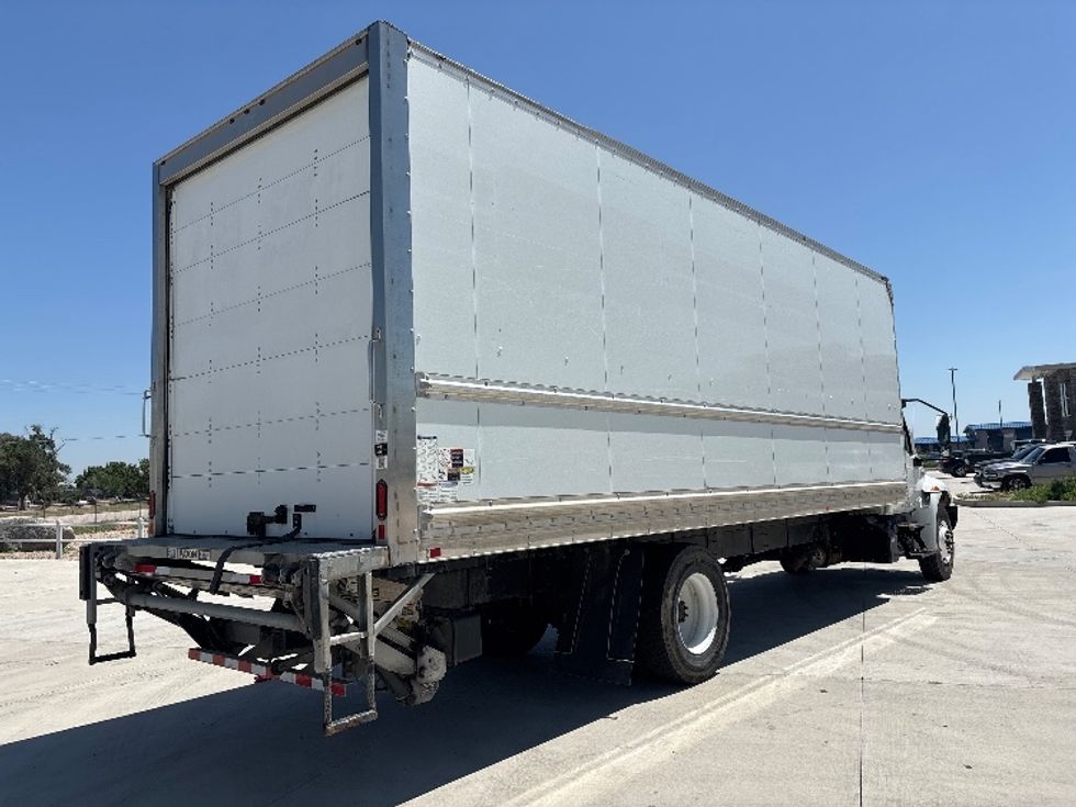 Medium Duty Box Truck-Light and Medium Duty Trucks-International-2021-MV607-Loveland-CO-123,616\n\t\tmiles-$ 64,000 - Image 13
