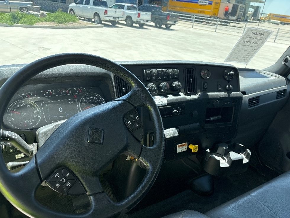 Medium Duty Box Truck-Light and Medium Duty Trucks-International-2021-MV607-Loveland-CO-123,616\n\t\tmiles-$ 64,000 - Image 18