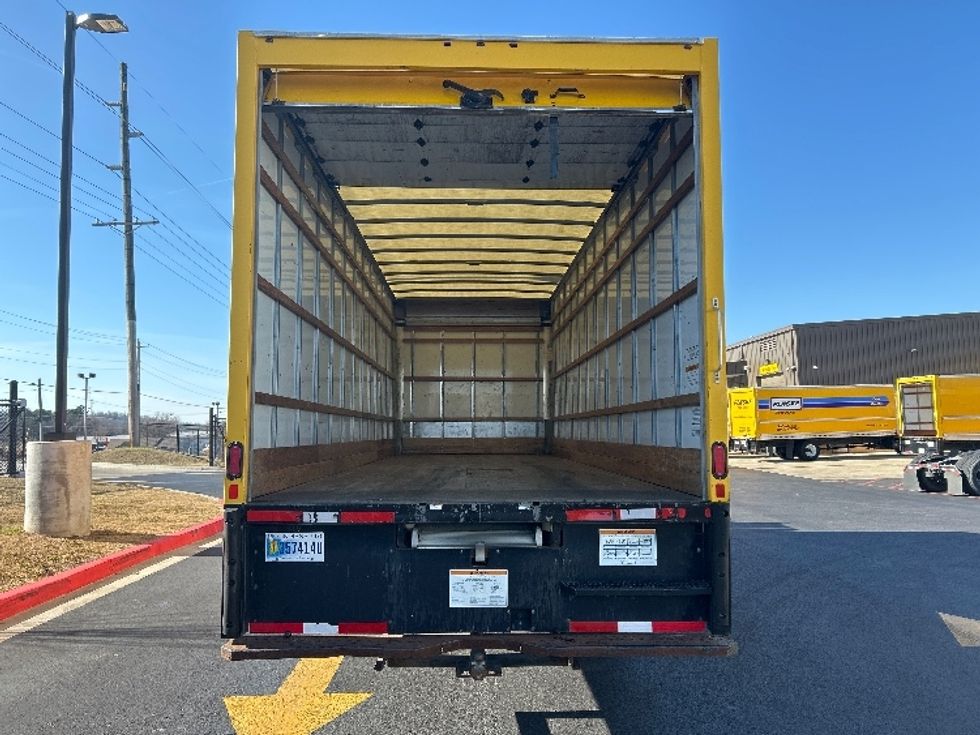 Medium Duty Box Truck-Light and Medium Duty Trucks-International-2021-MV607-Lowell-AR-197,981\n\t\tmiles-$ 42,500 - Image 8