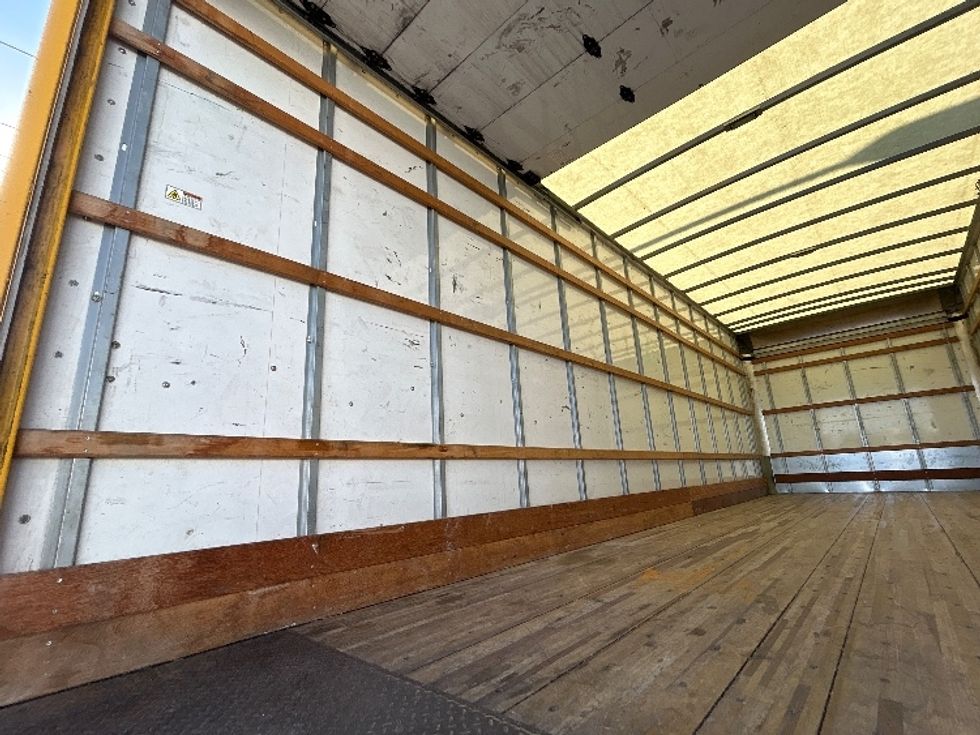 Medium Duty Box Truck-Light and Medium Duty Trucks-International-2021-MV607-Lowell-AR-204,522\n\t\tmiles-$ 41,500 - Image 10