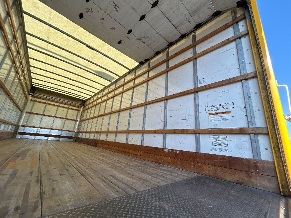 Medium Duty Box Truck-Light and Medium Duty Trucks-International-2021-MV607-Lowell-AR-204,522\n\t\tmiles-$ 41,500 - Image 11