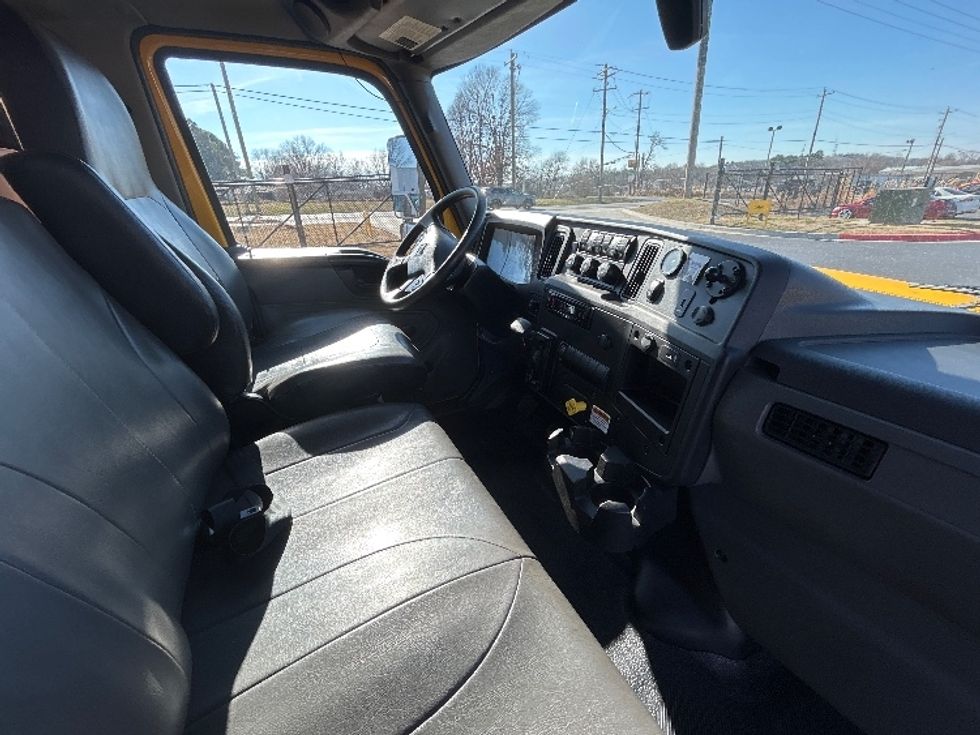 Medium Duty Box Truck-Light and Medium Duty Trucks-International-2021-MV607-Lowell-AR-204,522\n\t\tmiles-$ 41,500 - Image 21