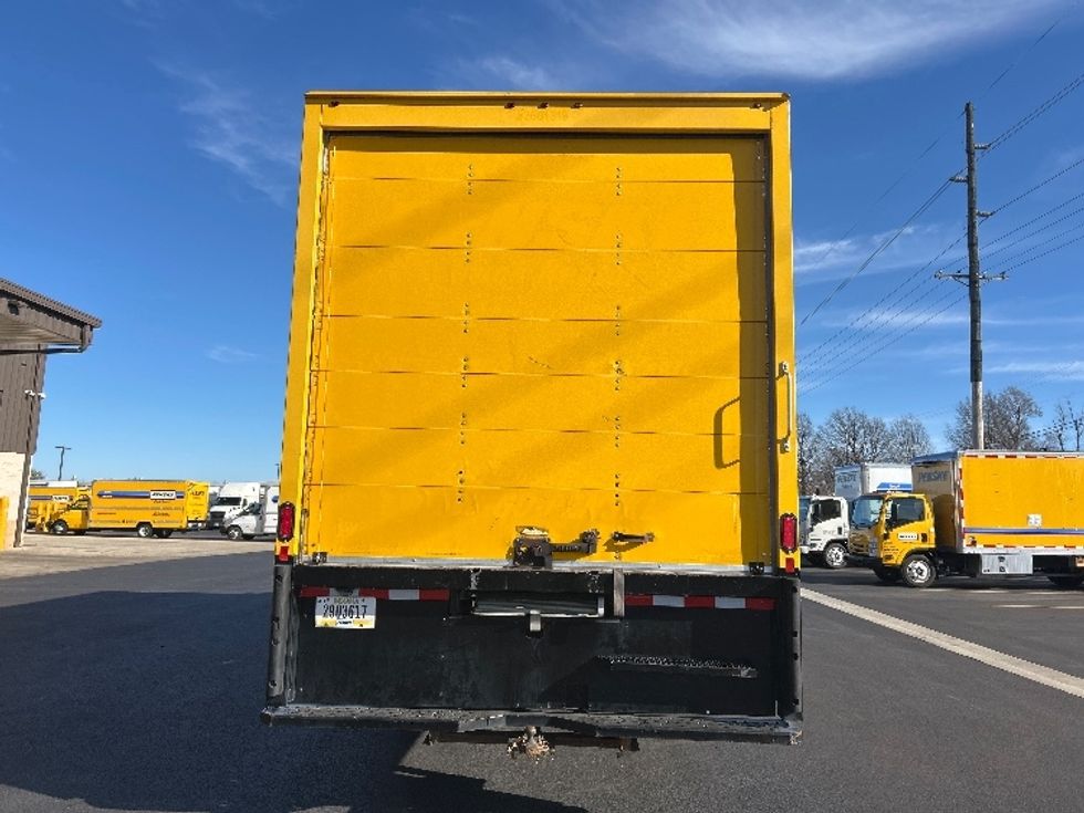 Medium Duty Box Truck-Light and Medium Duty Trucks-International-2021-MV607-Lowell-AR-233,142\n\t\tmiles-$ 37,500 - Image 7