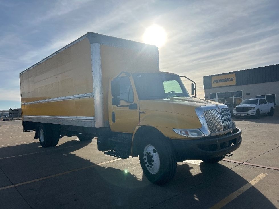 Medium Duty Box Truck-Light and Medium Duty Trucks-International-2021-MV607-Lubbock-TX-189,873\n\t\tmiles-$ 43,750 - Image 1