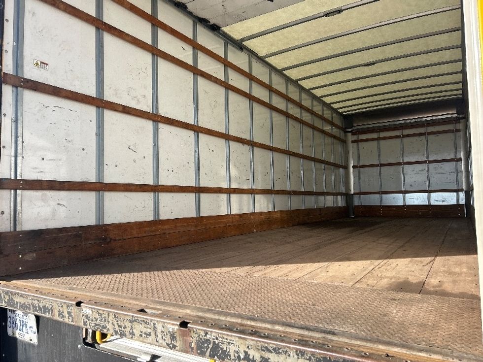 Medium Duty Box Truck-Light and Medium Duty Trucks-International-2021-MV607-Lubbock-TX-189,873\n\t\tmiles-$ 43,750 - Image 11