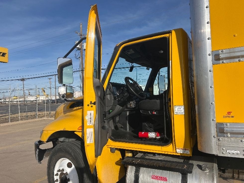 Medium Duty Box Truck-Light and Medium Duty Trucks-International-2021-MV607-Lubbock-TX-189,873\n\t\tmiles-$ 43,750 - Image 16