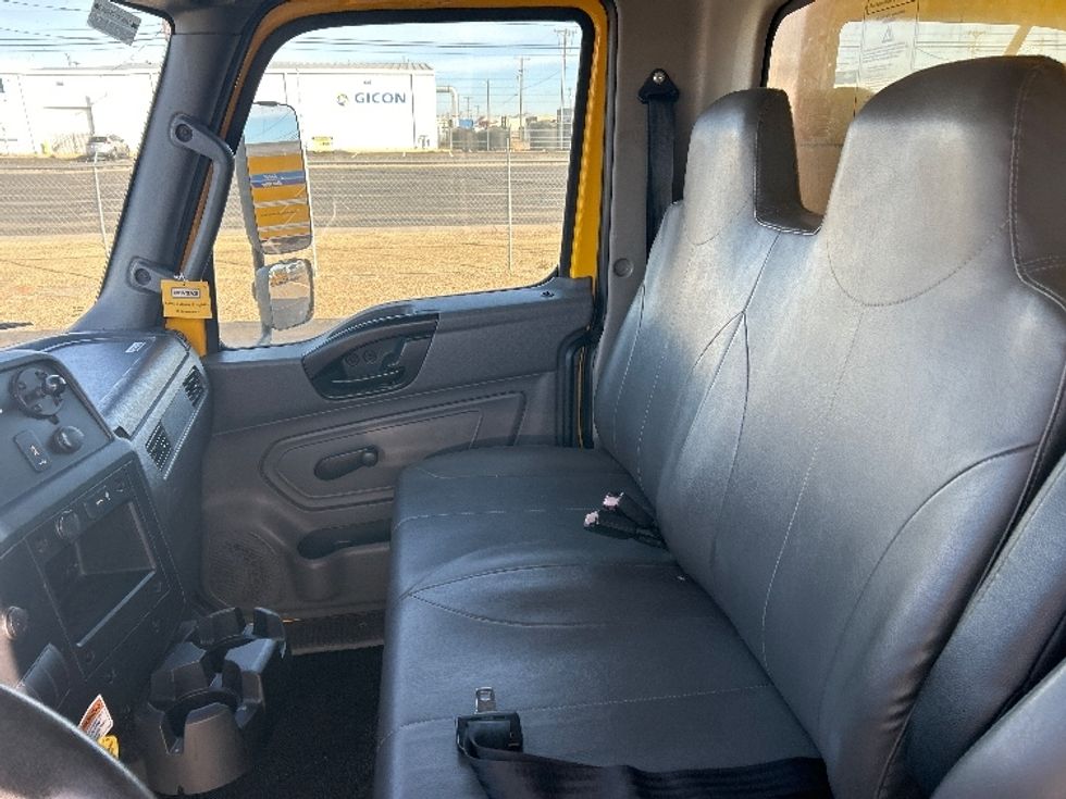 Medium Duty Box Truck-Light and Medium Duty Trucks-International-2021-MV607-Lubbock-TX-189,873\n\t\tmiles-$ 43,750 - Image 19
