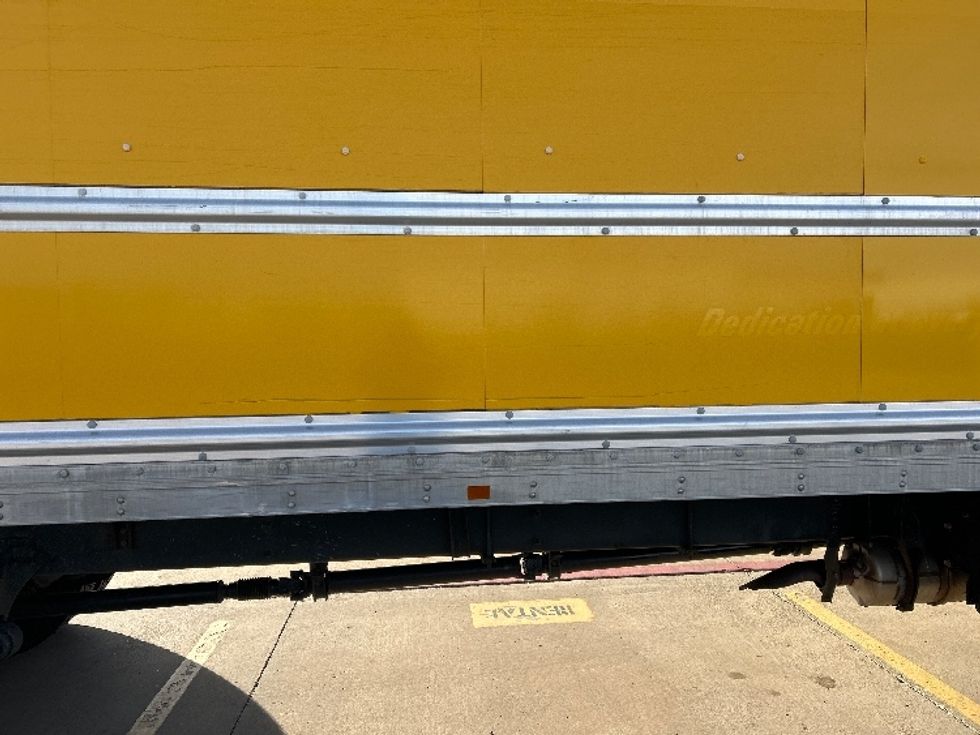 Medium Duty Box Truck-Light and Medium Duty Trucks-International-2021-MV607-Lubbock-TX-189,873\n\t\tmiles-$ 43,750 - Image 25